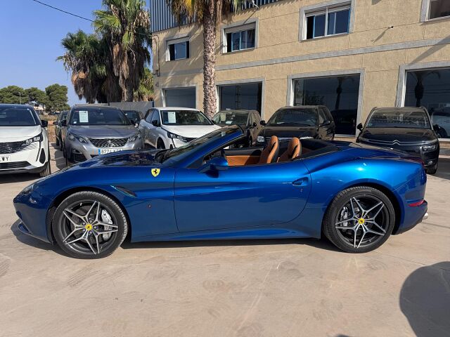FERRARI CALIFORNIA T CONVERTIBLE AUTO SPANISH LHD IN SPAIN 28000 MILES FFSH 2014